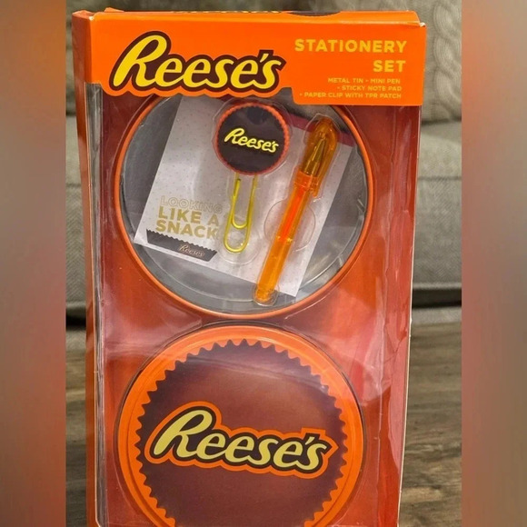 8pc Reese’s Peanut Butter & Chocolate Hershey’s Candy Bundle Collectibles/Cups - Picture 14 of 16